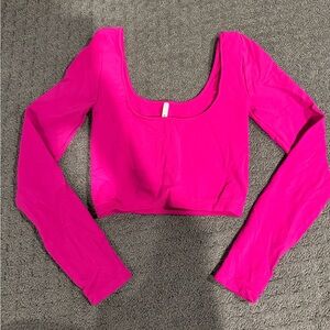 Aritzia Babaton Crop Top